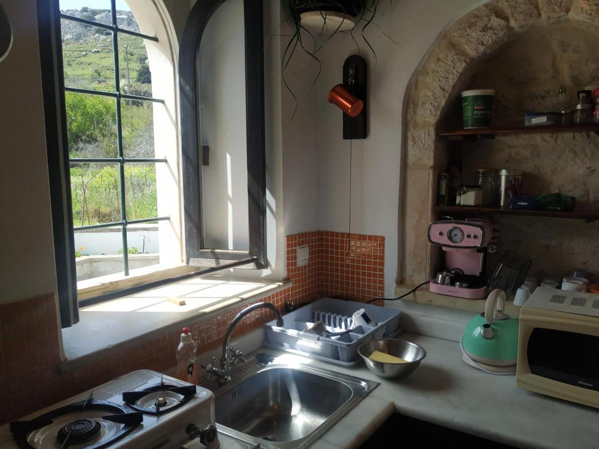 xenios Z rustic rural cottage Karidi Esterno foto